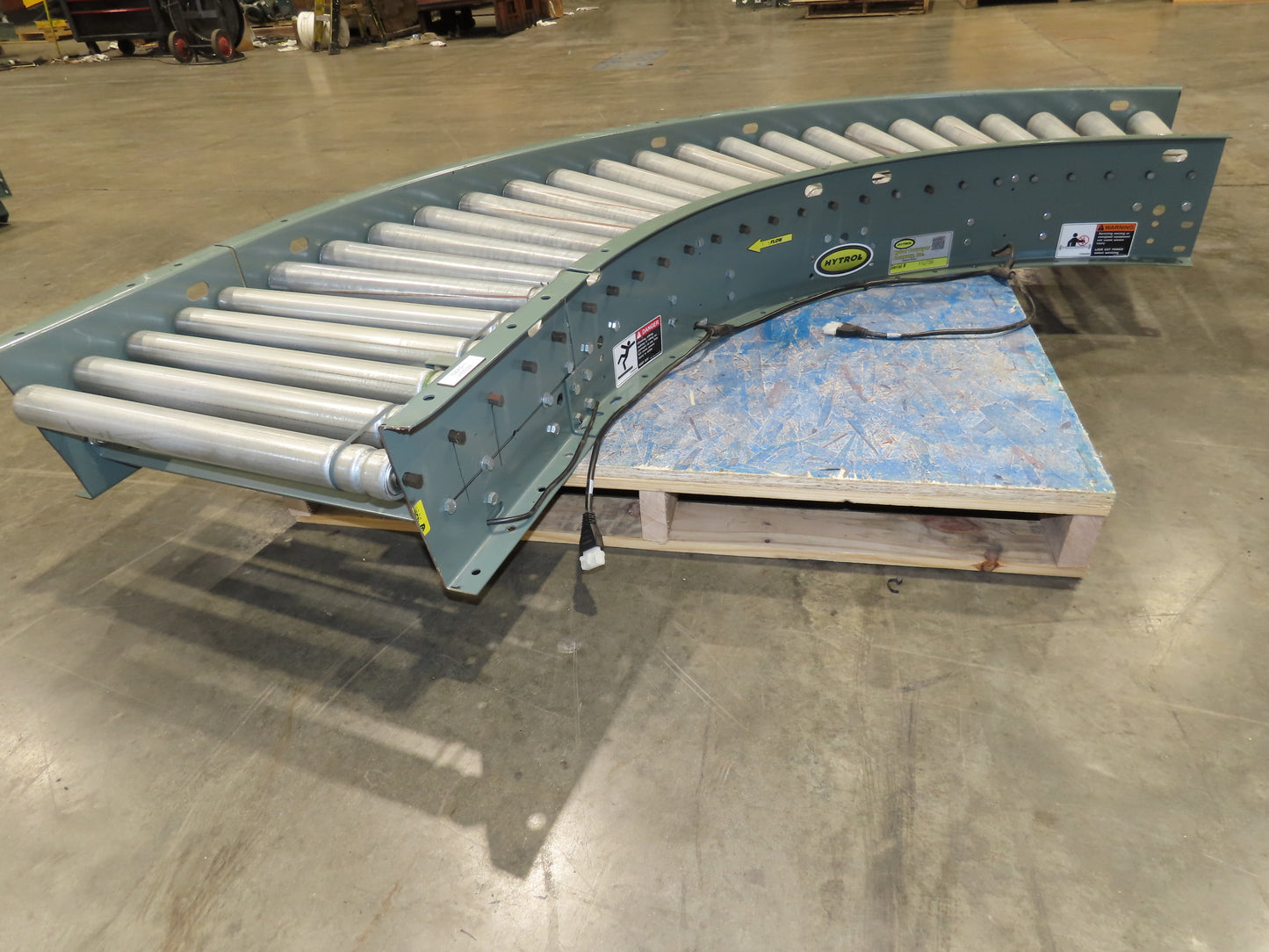 Hytrol 24"x 90° Curve Accumulation Roller Conveyor 21"BF O-Ring Belt Drive 24VDC