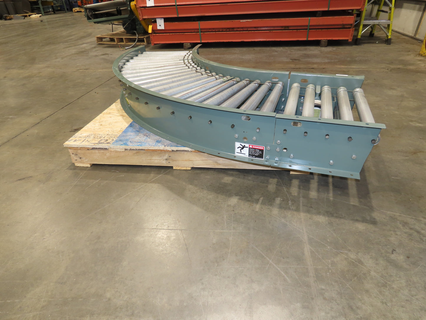 Hytrol 24"x 90° Curve Accumulation Roller Conveyor 21"BF O-Ring Belt Drive 24VDC
