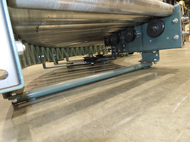 Hytrol 24"x 180° Curve Accumulation Roller Conveyor 21"BF V-Belt Slave Drive