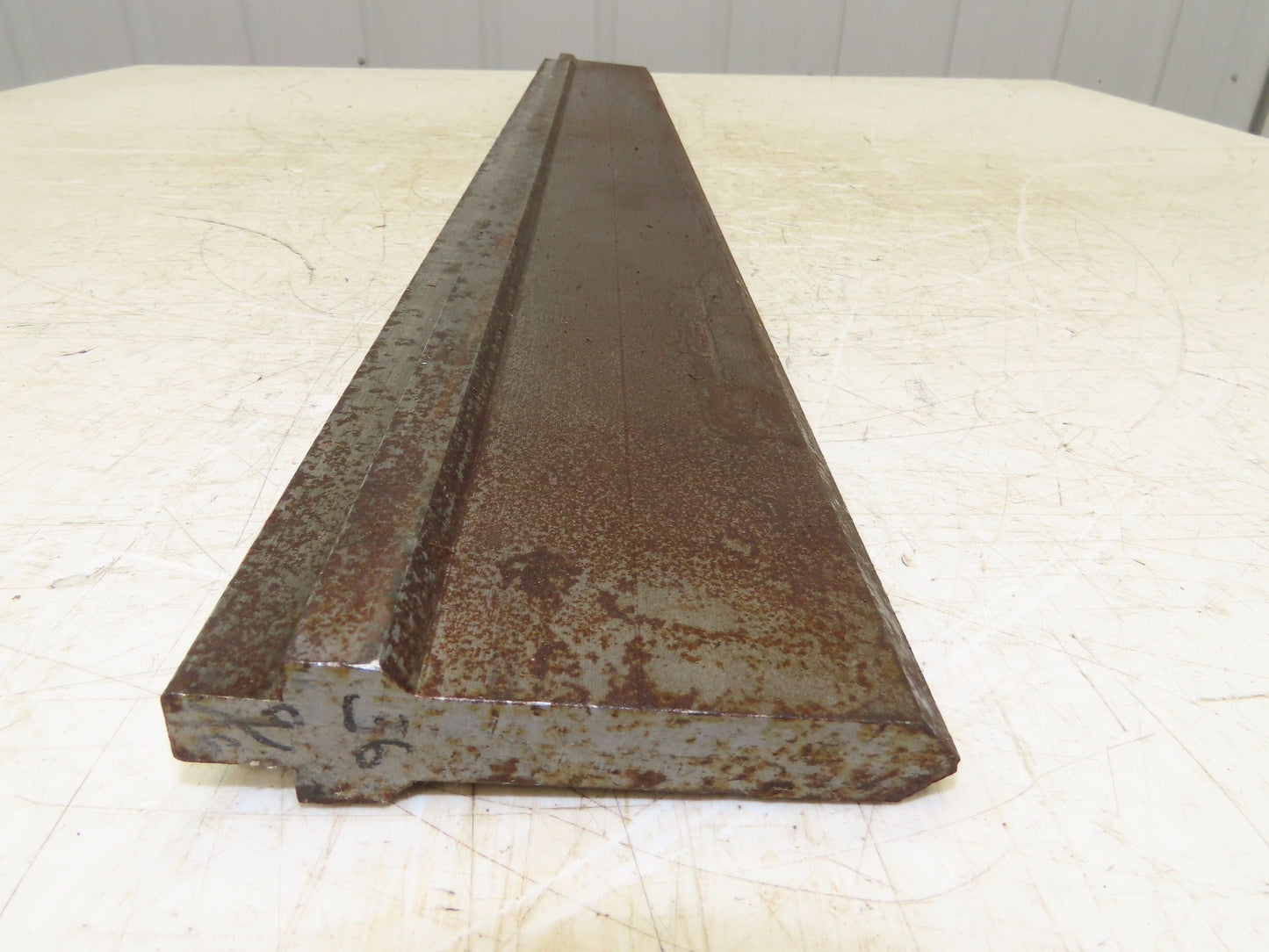 Press Brake Punch Die 36-5/8" Long 90° V 5/8" W 3-3/4" H 1/2" Tang