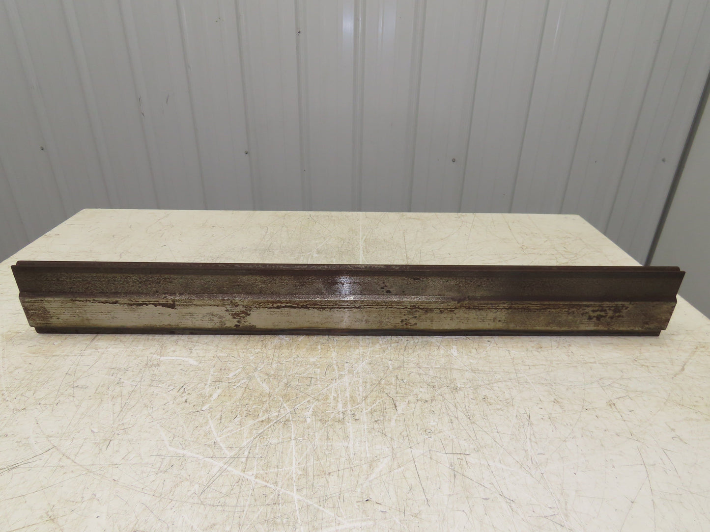 Press Brake Die 35-15/16" Long 90° V 5/16" W 3/16" D 3-3/4" H 1/2" Tang