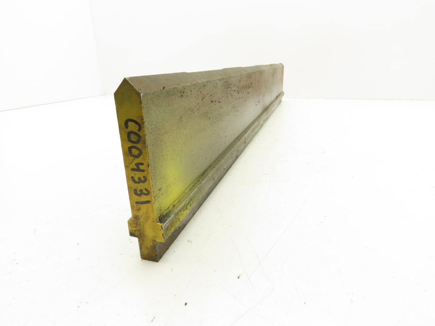 Press Brake Punch Die 29-7/8" Long 90° V 5/8" W 3-3/4" H 1/2" Tang