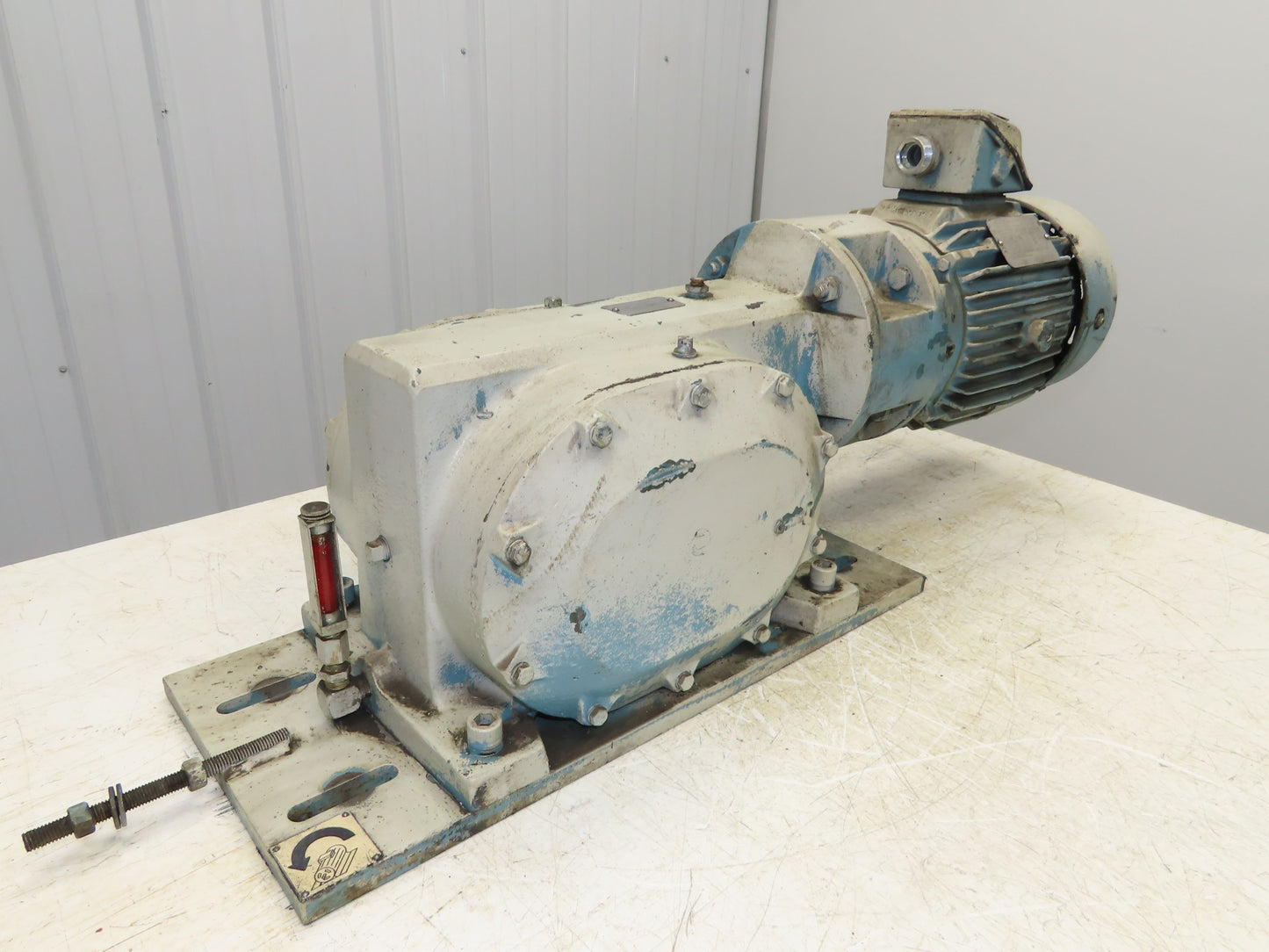 Dodge Reliance 180CM28A60 Inline Gearmotor 60:1 RH Reducer 29rpm 5Hp 460V 184T