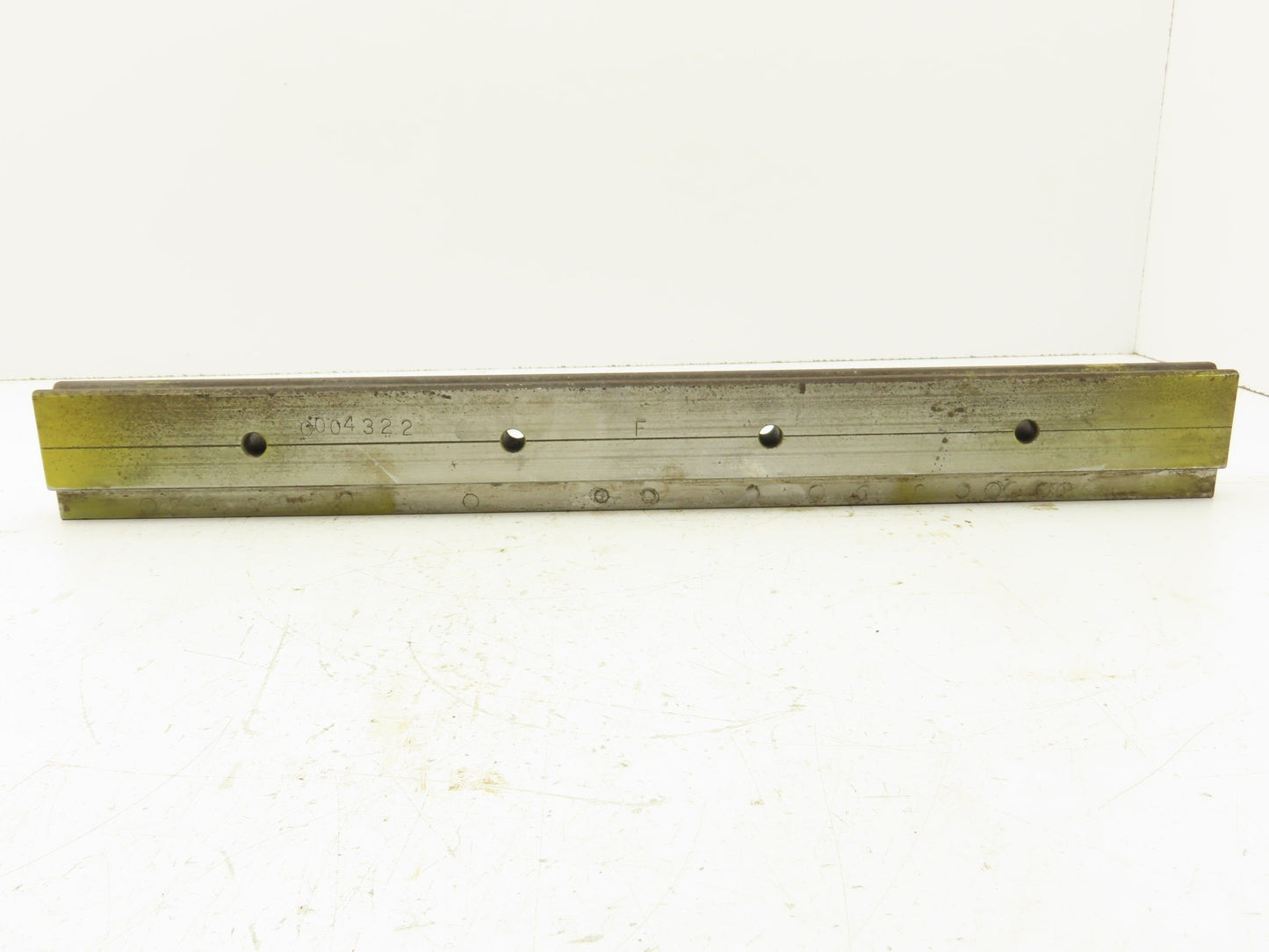 Press Brake Die 20-7/8" Long 90° V 9/16" W 1/4" D 1-3/4" H 1/2" Tang