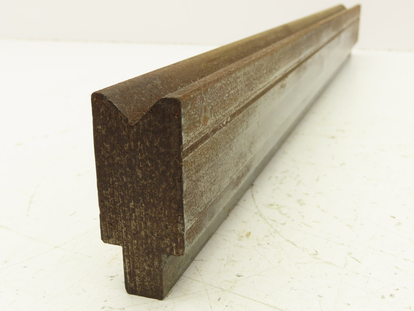 Press Brake Die 22-1/8" Long 90° V 9/16" W 1/4" D 1-3/4" H 1/2" Tang