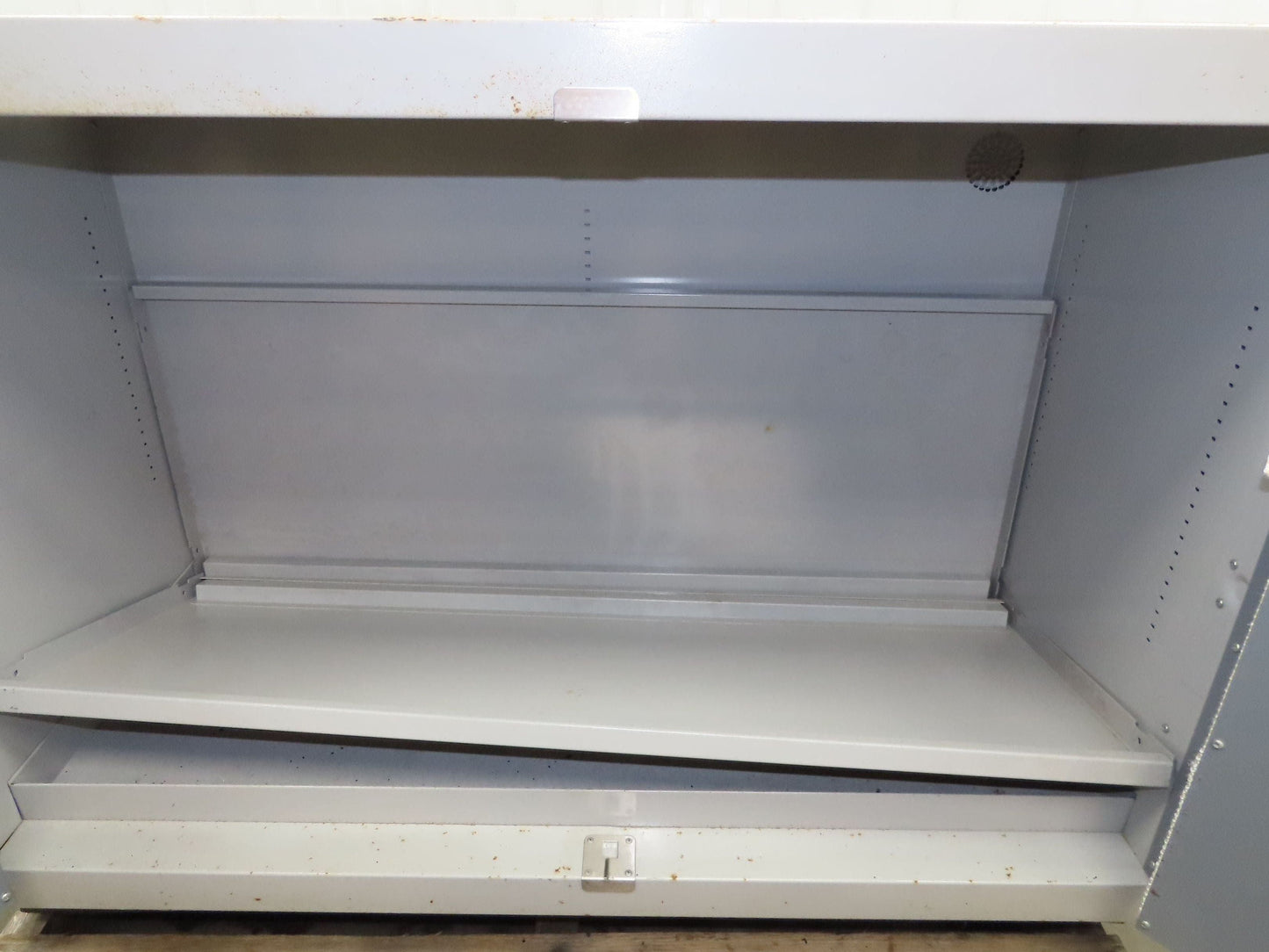 New England Lab 1512011 Insulated Solvent Cabinet 48x22x34" Fire Proof 100 Liter
