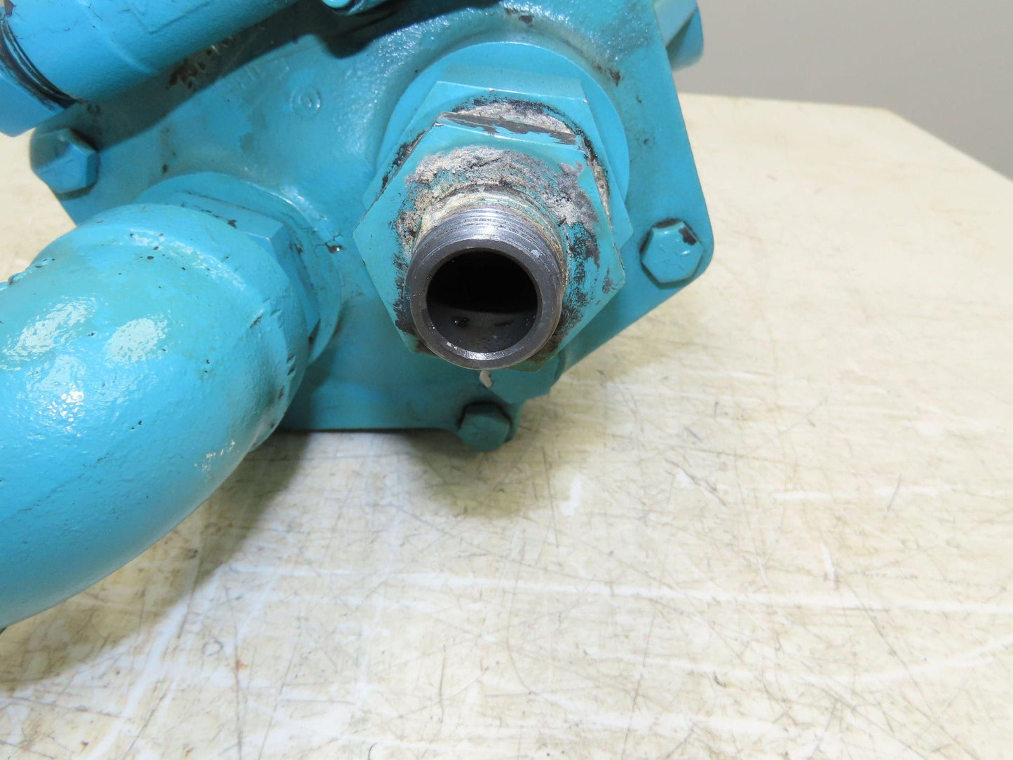 Vickers PVB20-RS-20C-11 Hydraulic Piston Pump 3000 PSI 20GPM Right Hand Rotation