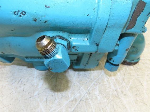 Vickers PVB20-RS-20C-11 Hydraulic Piston Pump 3000 PSI 20GPM Right Hand Rotation