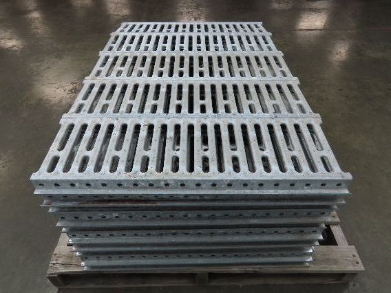 Interlake 9"x 30" Galvanized Steel Slotted Pallet Racking Deck 34"D Rack 100pcs