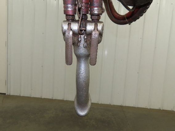 Chicago Pneumatic 1/2 Ton 1000Lb Power Vane Air Chain Hoist 10' 4" Lift Pendant