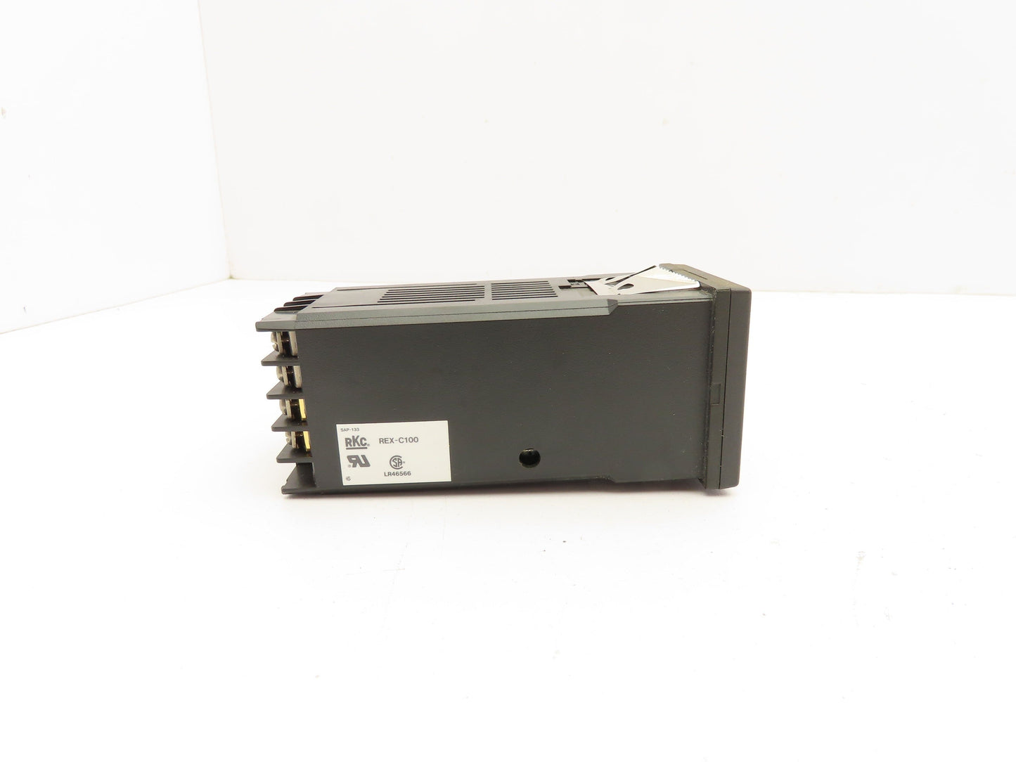 Syscon C100FJA3-VNN REX-C100 PLC Temperature Controller Module 0-2192°F 240V