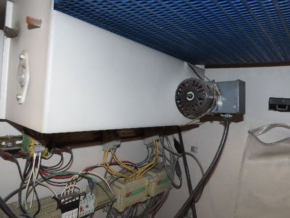 LaserLink LC4000A Plastic Chain Conveyor 18x60" 120V PLC Control Photo Eye 11FPM