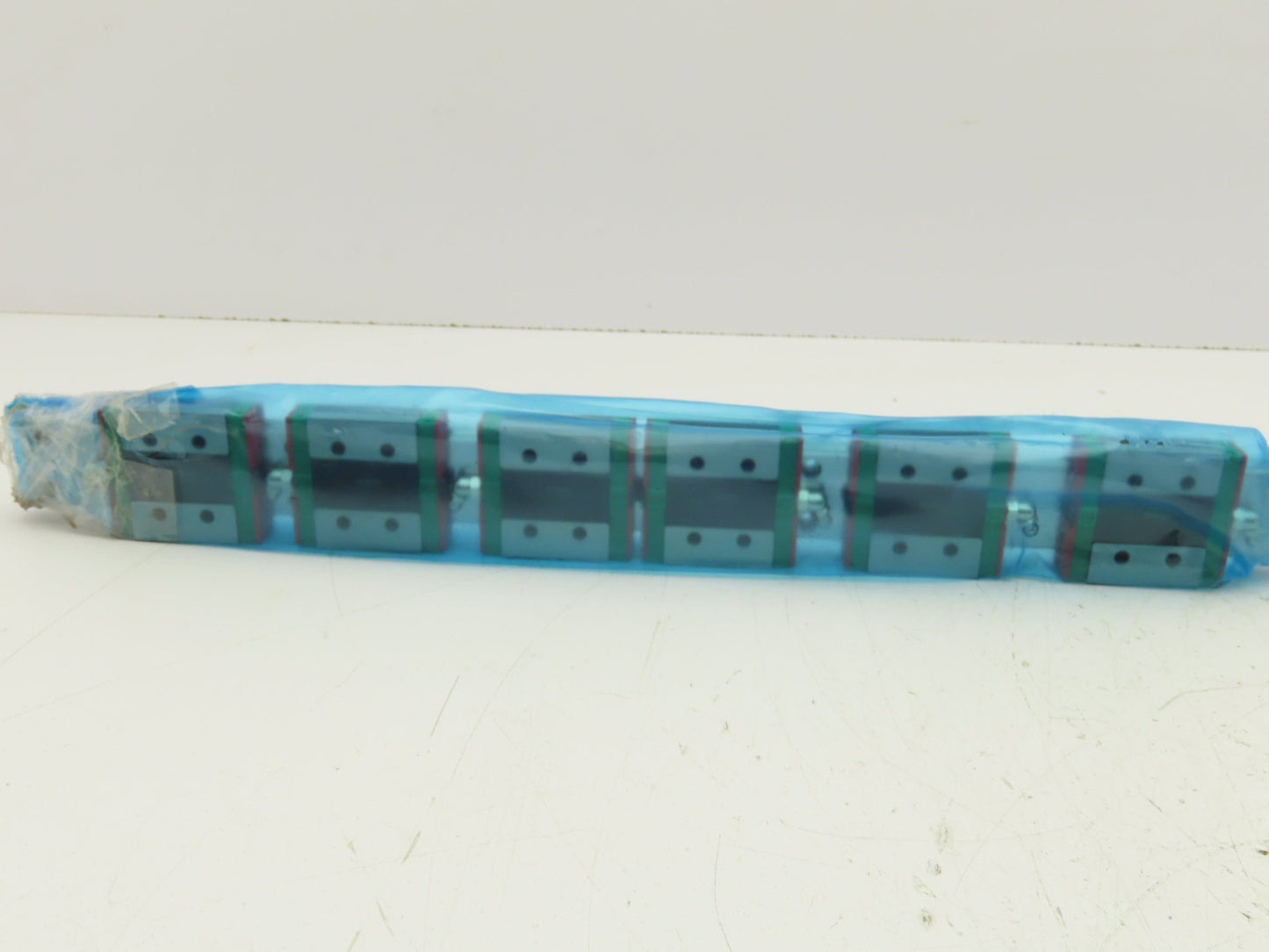 Hiwin WEH21CAC Linear Block Bearing Guideway Rail 97mm Long