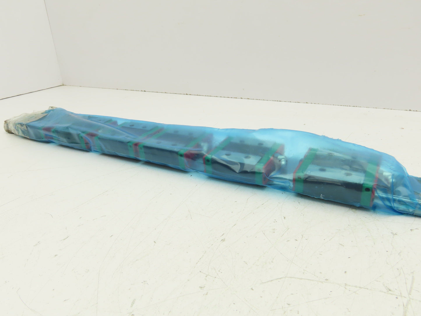 Hiwin WEH21CAC Linear Block Bearing Guideway Rail 97mm Long