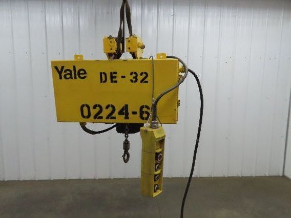 Yale KEL Electric Chain Hoist 1/2 Ton 16 FPM 9' Lift 110 Volt Manual Trolley