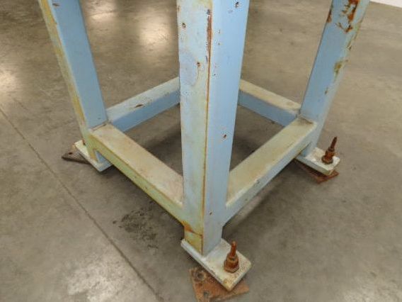 7/8" Steel Top Machine Mounting Base Welding Table 27"x25"x 31-1/4"H