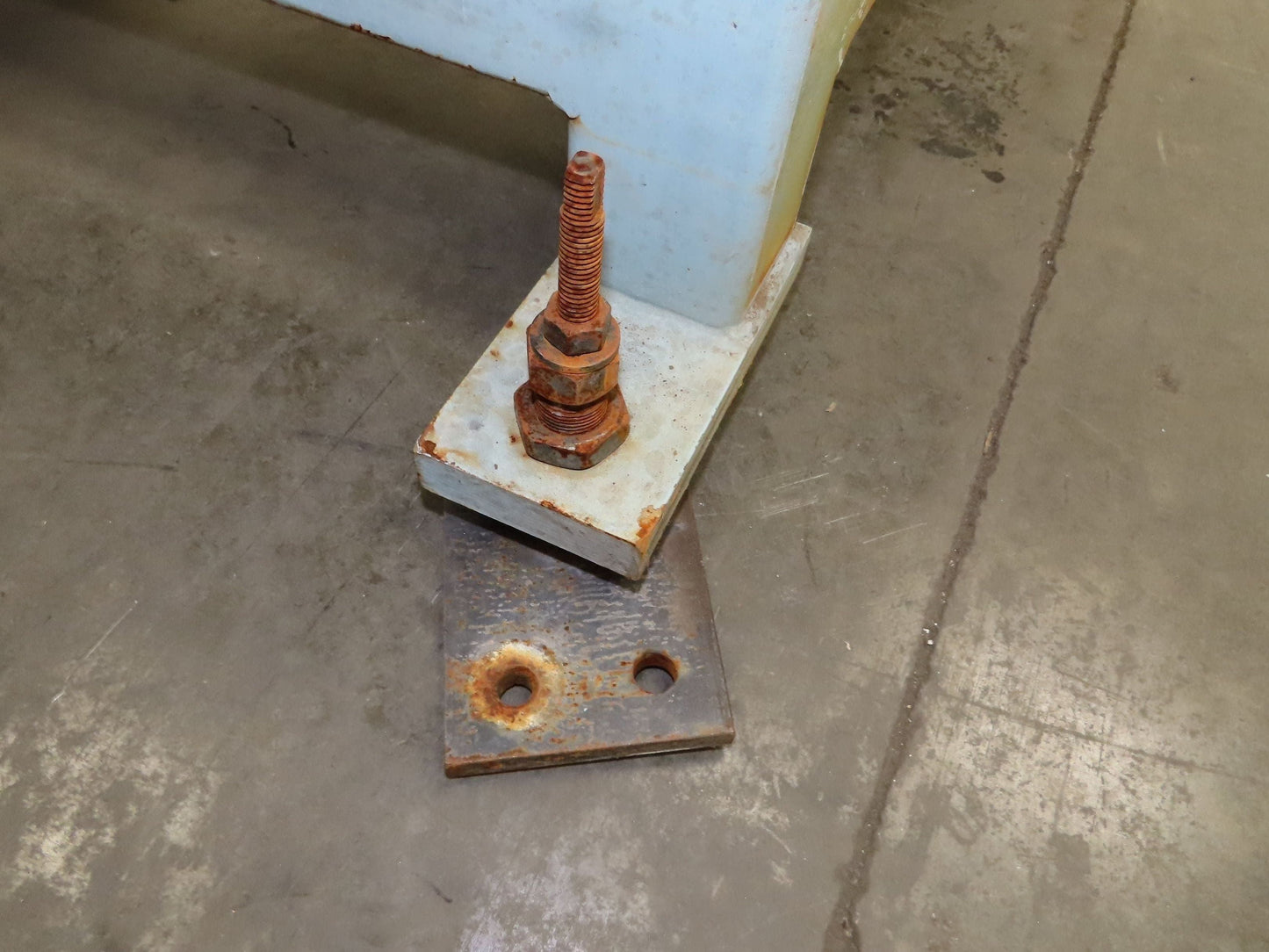 7/8" Steel Top Machine Mounting Base Welding Table 27"x25"x 31-1/4"H