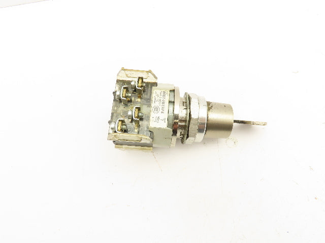 Allen Bradley 800T-N61KF4 Cylinder Lock 4 Position Switch Keyed Maintained 30mm