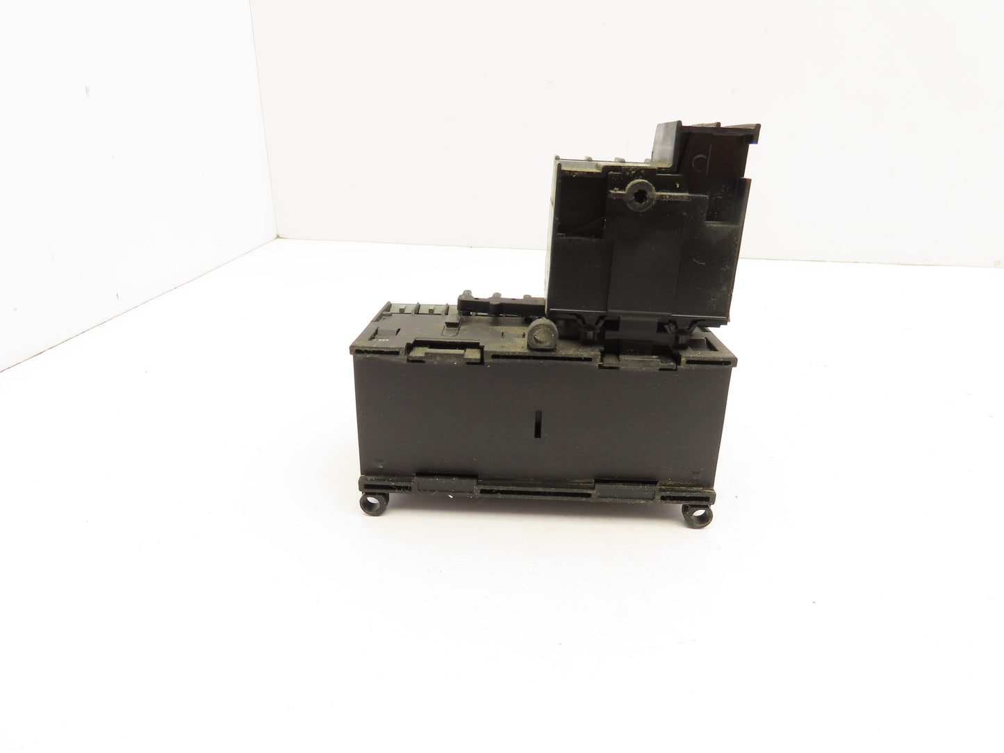 ABB VB7-30-01 Miniature Contactor Thermal Overload Relay 110V Coil