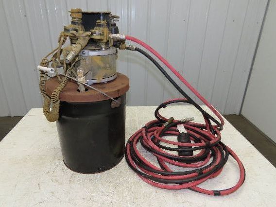 Graco Triton 1:1 150 Air Spray Package Diaphragm Pump Pail Mount Wood Finish
