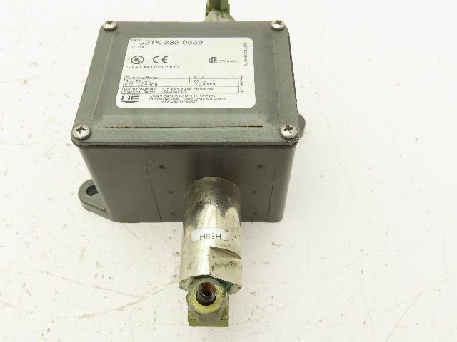 United Electric J21K-232 9559 Differential Pressure Switch 0-25psid