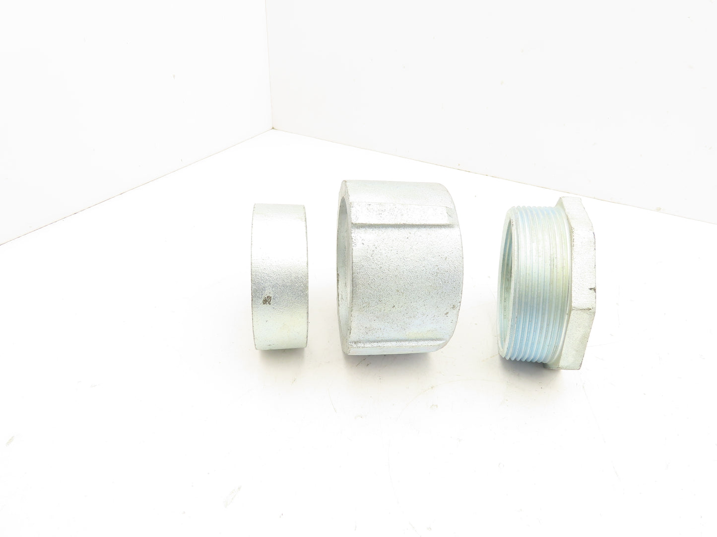 OZ Gedney 4-300 Rigid 3 Piece Coupling 3" Trade Size Malleable Iron