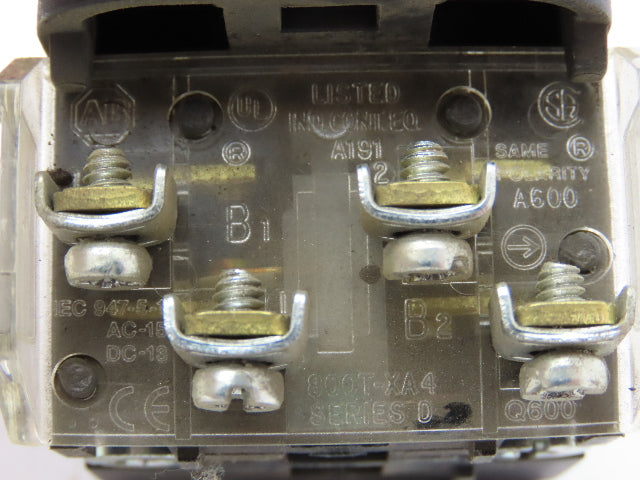 Allen Bradley 800T-FXQH2R Red Illuminated Push/Pull Button 30mm