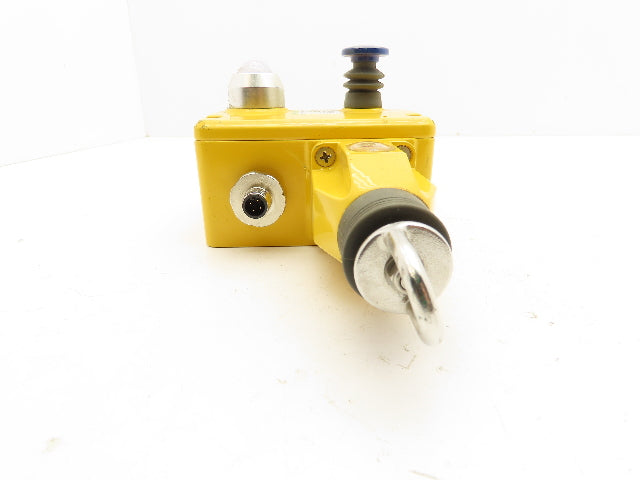 ABB Jokab Safety LineStrong3R Rope Pull Grab Cable Switch E-Stop 2TLA050208R1232