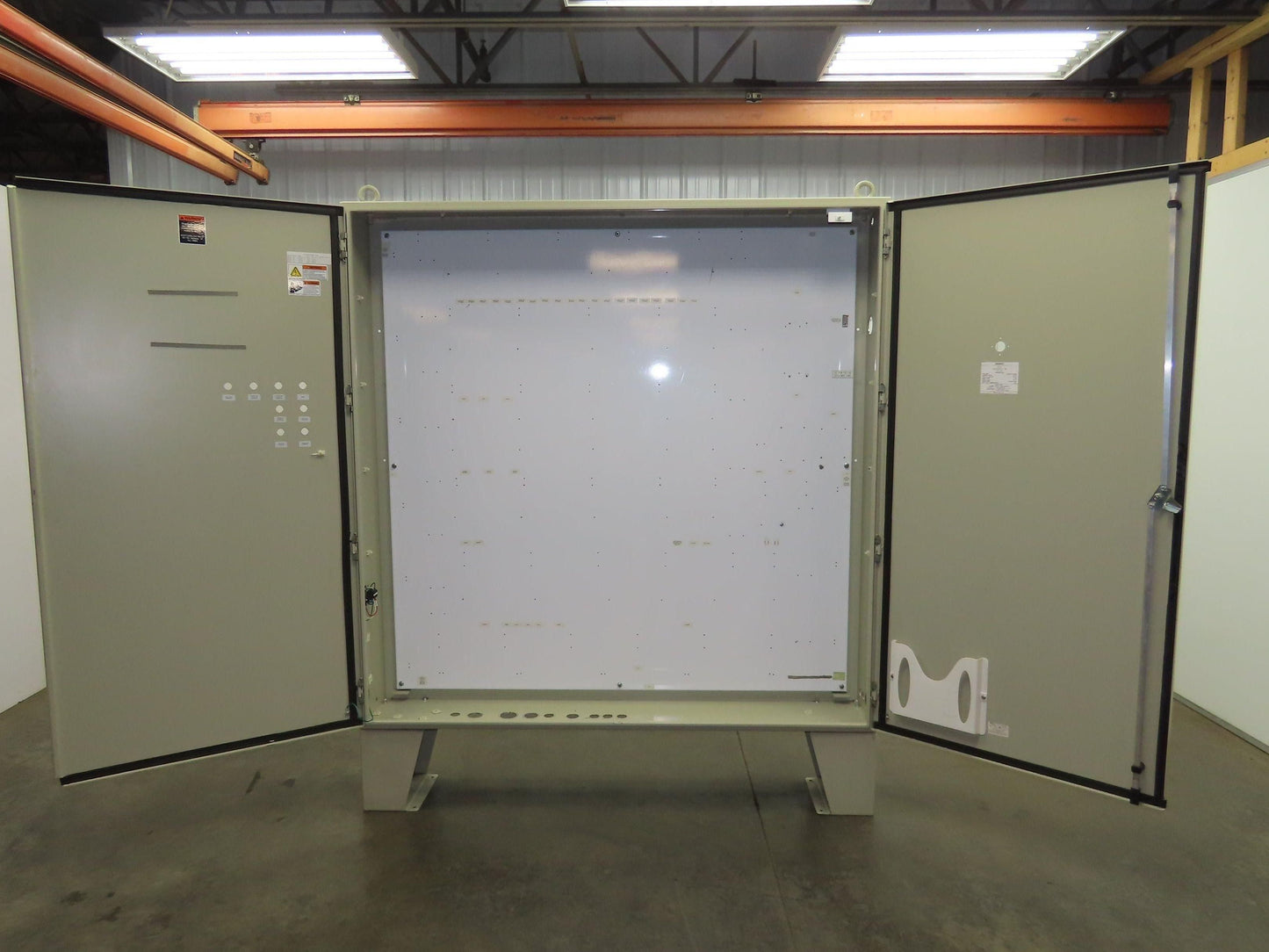 Saginaw SCE-727212ULP Electrical Enclosure Freestanding Control Panel 72x72x12"