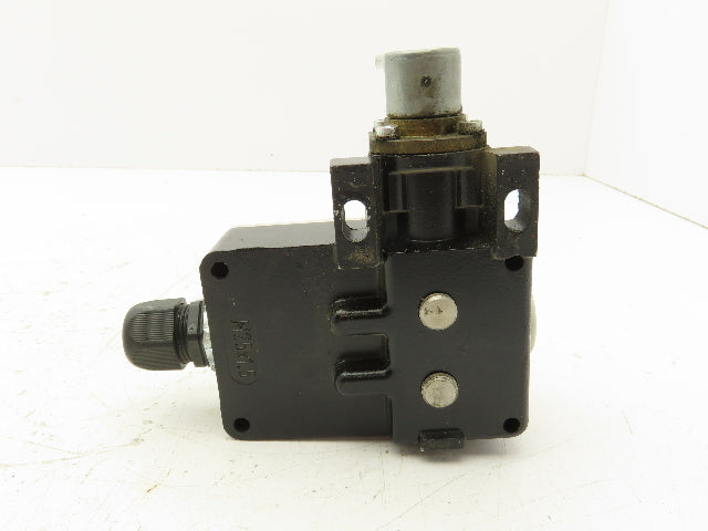 Siemens 38E7 160-1BD00-0A81 Rope Pull Grab Cable Switch 2-Way 3-Position 400V