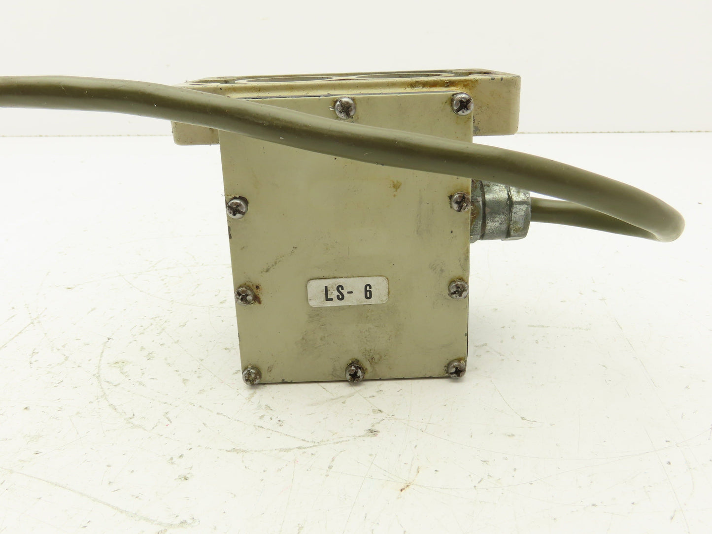 Okuma Mechanical Limit Switch 5 Position Plunger Type