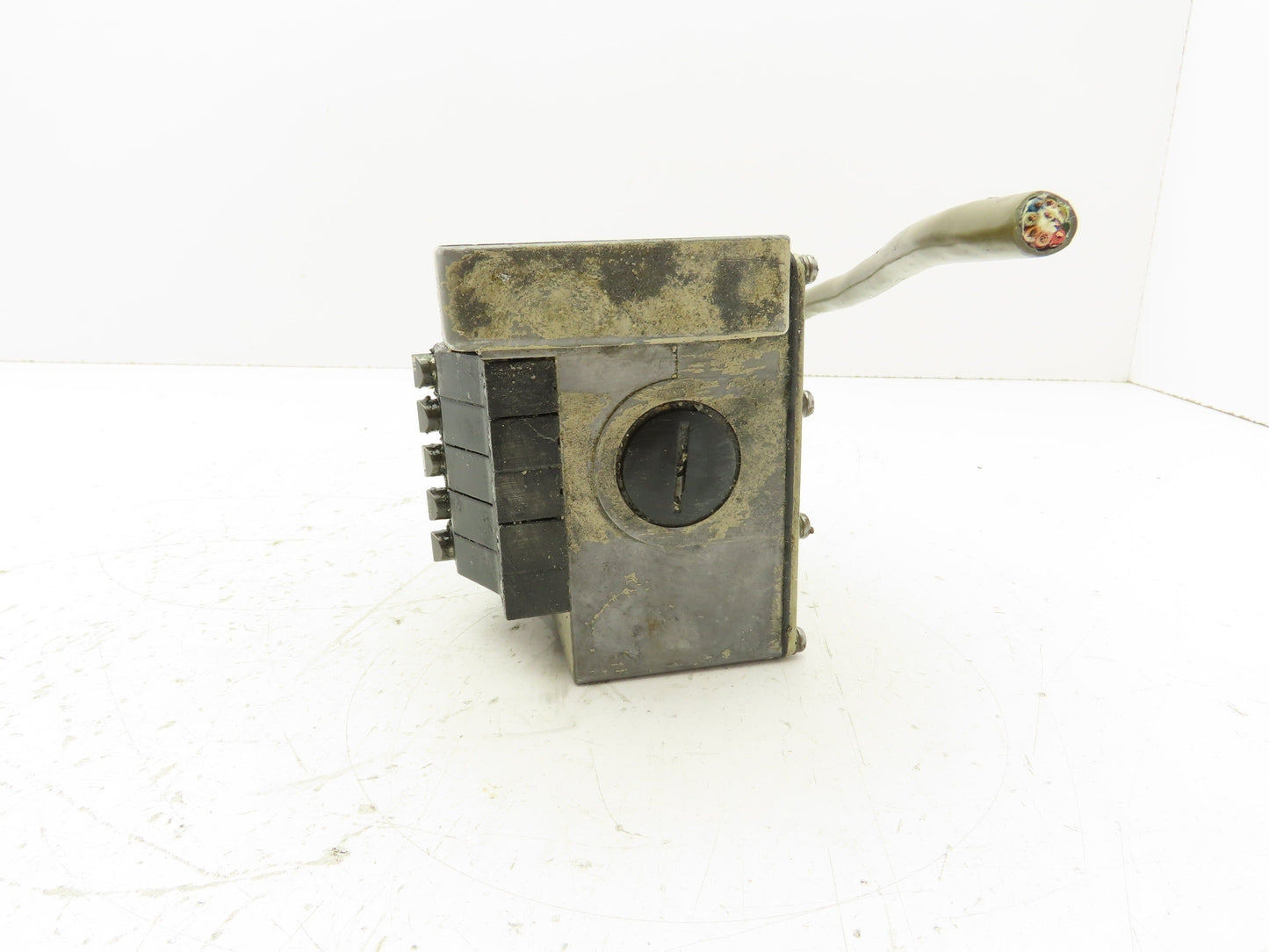Okuma Mechanical Limit Switch 5 Position Plunger Type