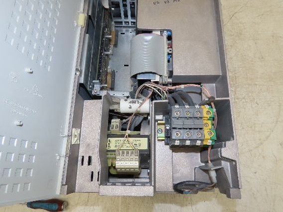 Siemens 6SE7024-7ED61-Z Simovert MasterDrive AC Drive 22kw 30 HP 480V 3Ph