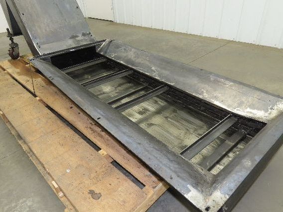 Shin Myung Magnetic Chip Conveyor with Drag Chain Scraper 14"x51" Infeed 220V