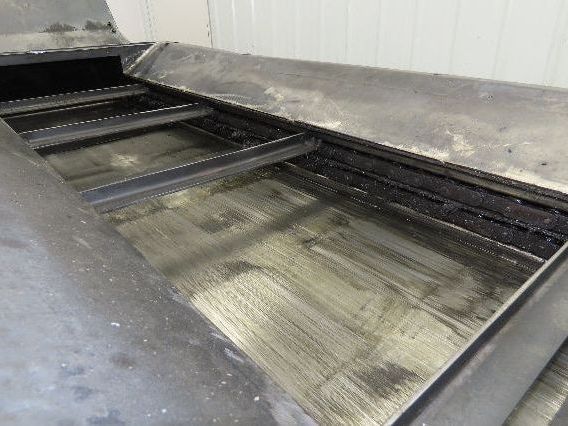 Shin Myung Magnetic Chip Conveyor with Drag Chain Scraper 14"x51" Infeed 220V