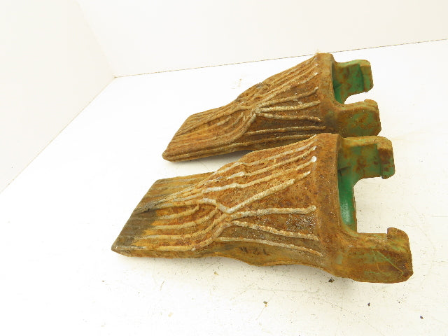 Esco 47SYL Excavator Bucket Teeth Green -No Lock Pins Lot of 2