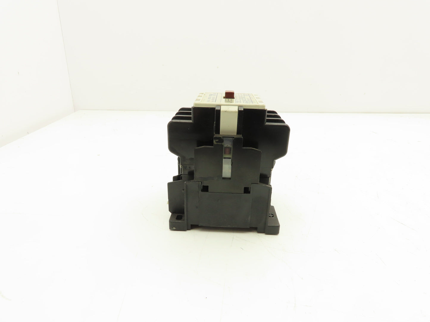 Fuji Electric 2NC1Q0 Magnetic Contactor 100V Coil 3 Pole 600V Lot of 3