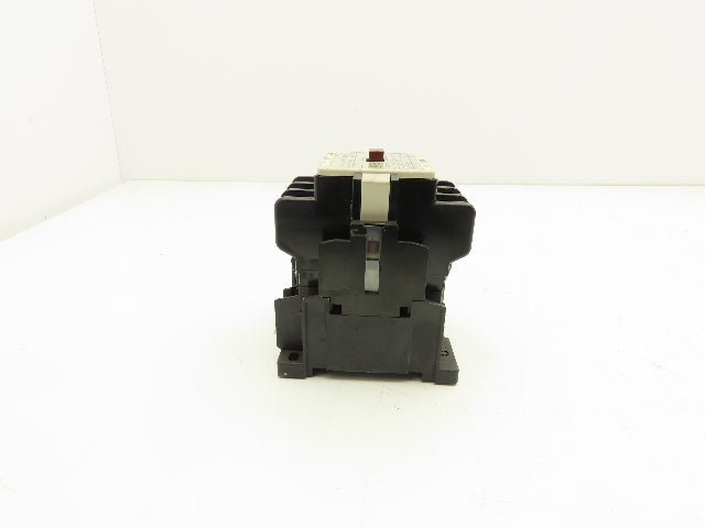 Fuji Electric 2NC1Q0 Magnetic Contactor 100V Coil 3 Pole 600V Lot of 3