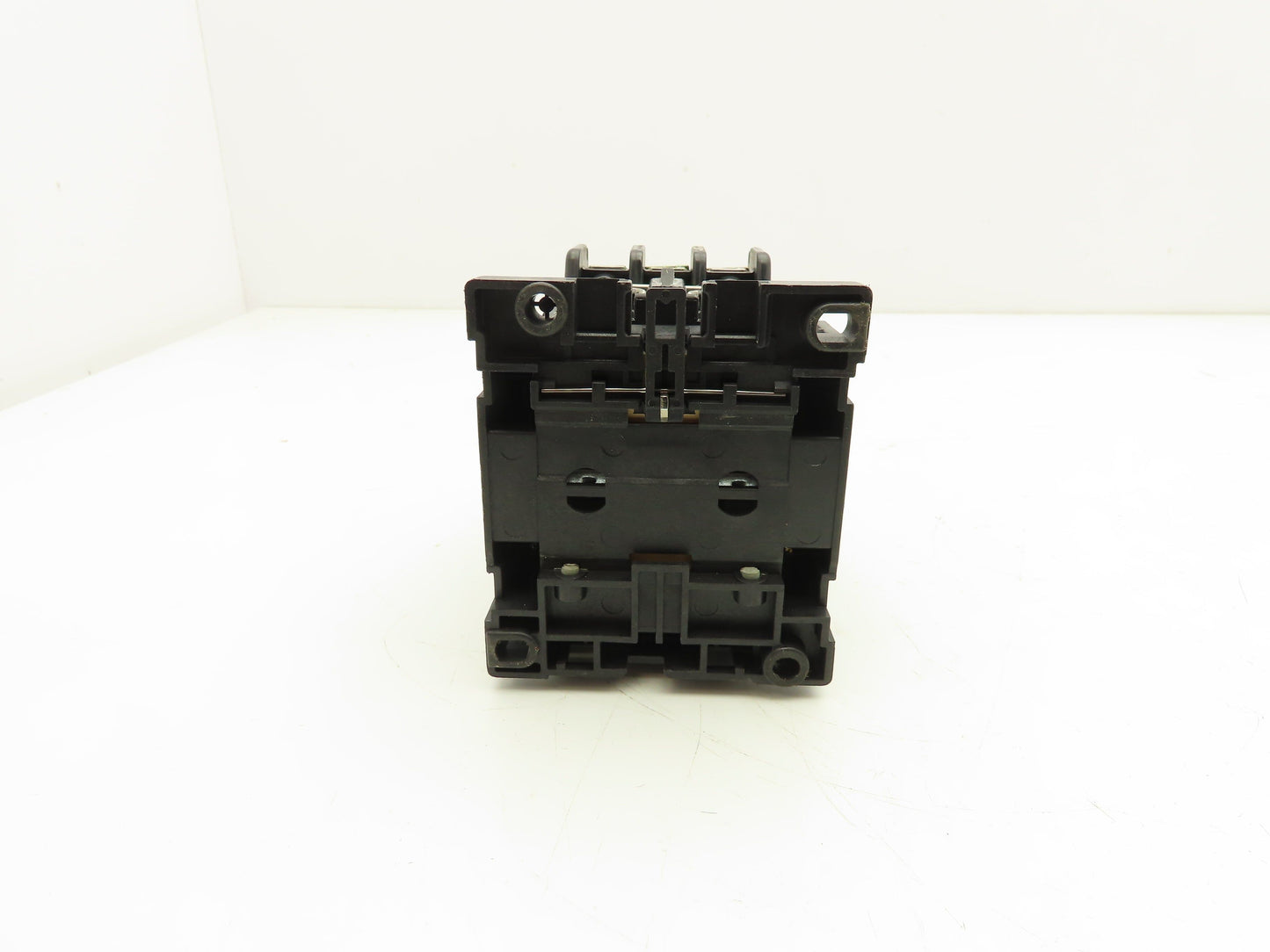 Fuji Electric 2NC1Q0 Magnetic Contactor 100V Coil 3 Pole 600V Lot of 3