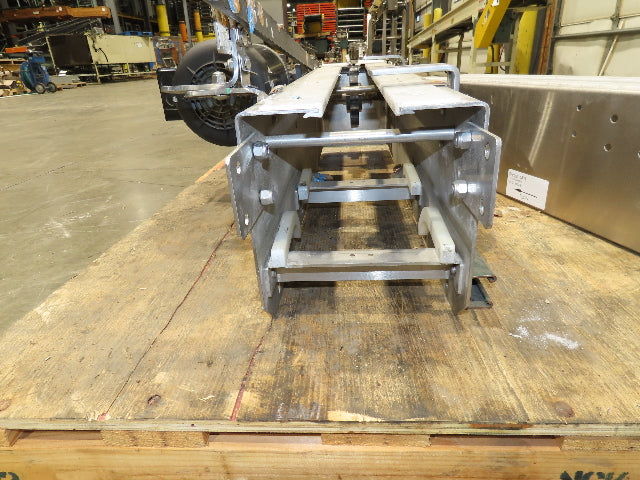 Arrowhead 7.5" Tabletop Belt Stainless Bottle Conveyor 11' 6"L 460V Drive