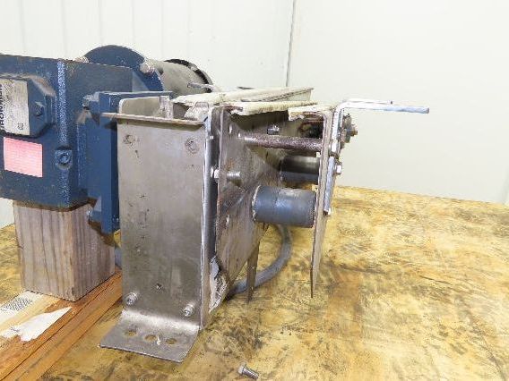 Arrowhead 3.25" Tabletop Stainless Bottle Conveyor 2-Belt Transfer 36" Drive 3PH