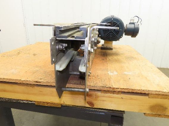 Arrowhead 3.25" Tabletop Stainless Bottle Conveyor 2-Belt Transfer 54" Drive 3PH