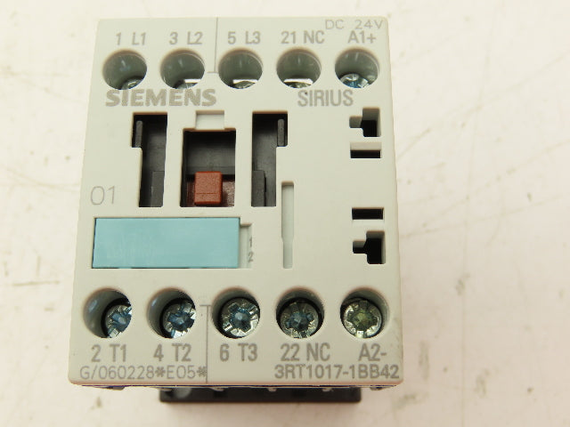 Siemens 3RT1017-1BB42 Contactor Auxiliary Contact Block 20A 600V