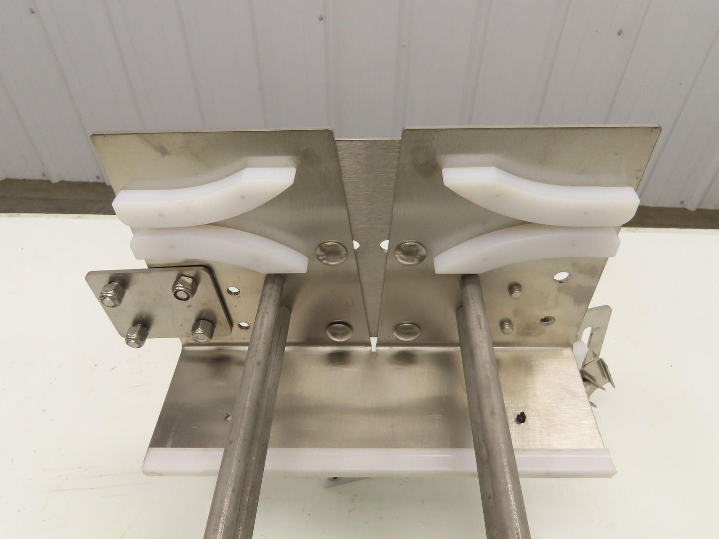 Arrowhead 10" Tabletop Belt Stainless Bottle Conveyor Diverter Section 12"L