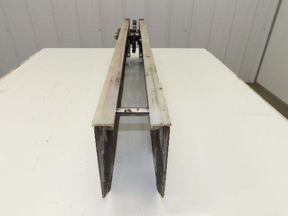 Arrowhead 3.25" Tabletop Stainless Bottle Conveyor Idler Section 36"L -No Drive