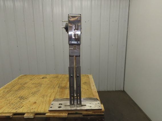 Arrowhead 3.25" Tabletop Stainless Bottle Conveyor Idler Section 36"L -No Drive