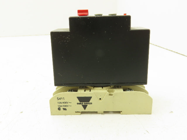 Brodersen UNIC XMW Time Delay Relay 240VAC 5A Base
