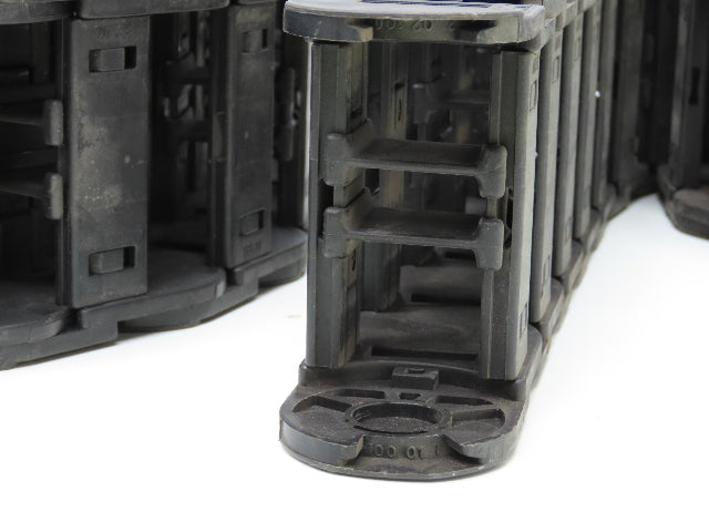 Igus 28 Series Energy Chain Cable Carrier 75mm x 32mm ID 17' Length