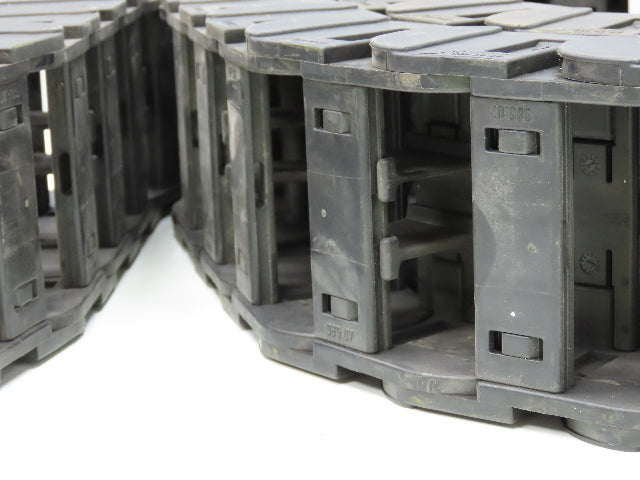 Igus 28 Series Energy Chain Cable Carrier 75mm x 32mm ID 17' Length