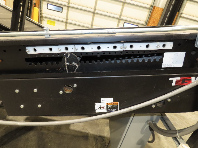 TGW CRUZ Incline Slider Bed 34" Belt Conveyor Variable Speed Drive 460V 17' 8"L